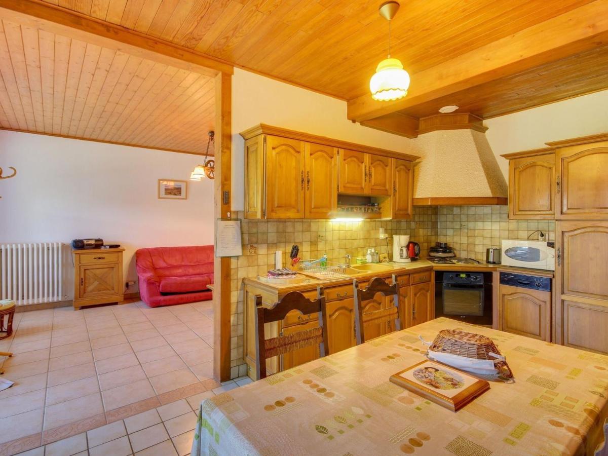 Beautiful Villa In The Parc Des Volcans D Auvergne Vic-sur-Cère Exteriér fotografie